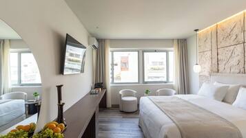 Suíte superior | 1 quarto, camas com colchões de espuma com sistema de memória