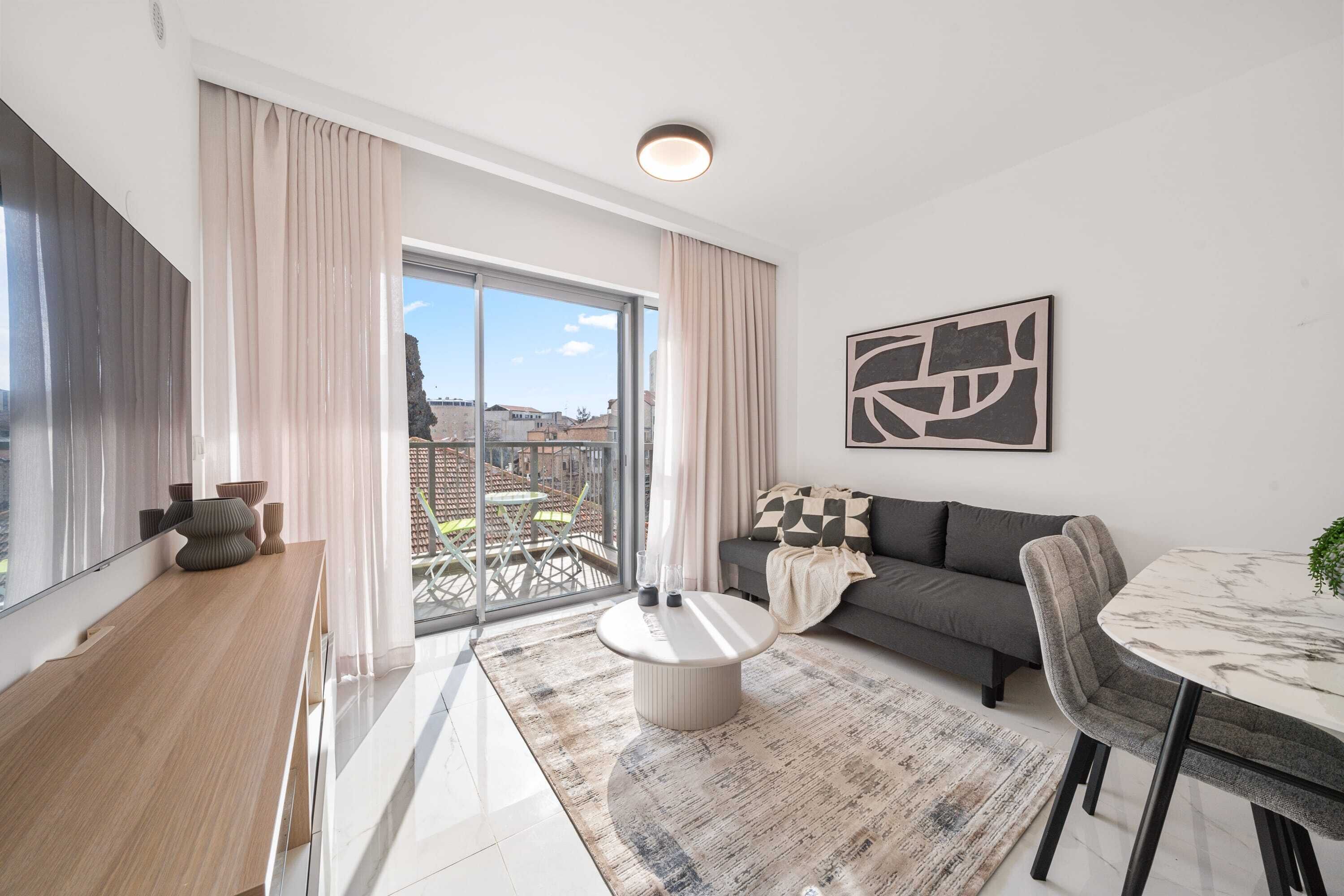 Televisio, työhuone