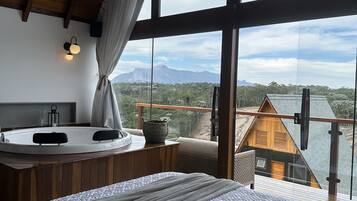 Chalé Milão | 1 bedroom, minibar, in-room safe, blackout drapes