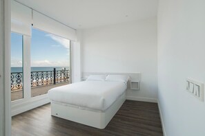 1 chambre, fer et planche à repasser, Wi-Fi gratuit, draps fournis