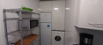Apartamento Bañeru 3 - Vivienda en 1 línea de playa centro ciudad by Egona