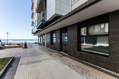 Dada 3 apartment by Egona