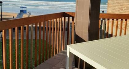 Apartment Muskaria - Spectacular, first line beach and pool by Egona