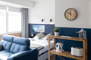 Silitysrauta/-lauta, ilmainen Wi-Fi, vuodevaatteet