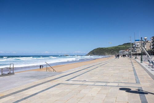 San Luis 2 Apartment with garage, and beach views by Egona