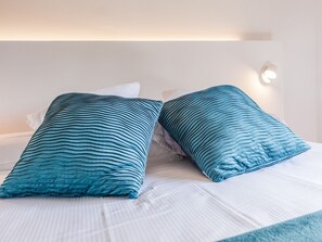 2 habitaciones, tabla de planchar con plancha y wifi