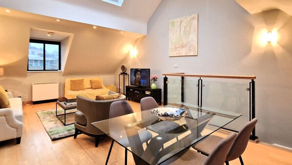 تلفزيون، مكتب