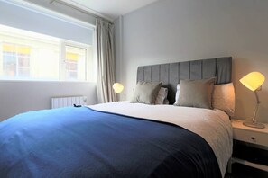 2 slaapkamers, een strijkplank/strijkijzer, wifi, beddengoed