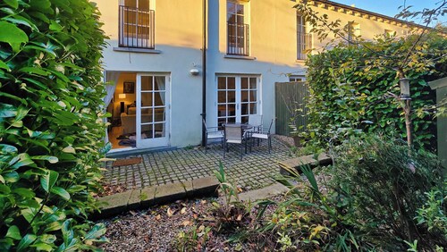 Period Character with Modern Comforts In Monkstown