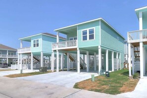 Exterior - Turtle Cove (Rockport)