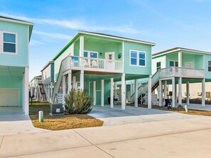 Exterior - Turtle Cove (Rockport)