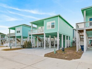 Exterior - Turtle Cove (Rockport)