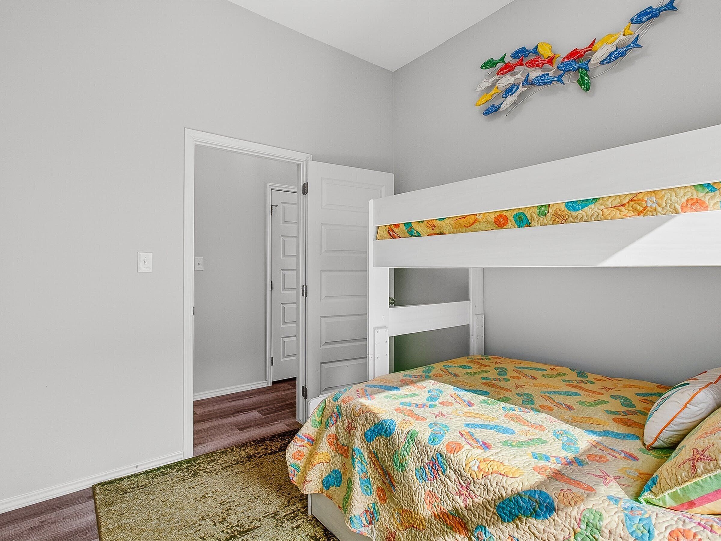 3 chambres, fer et planche à repasser, Wi-Fi gratuit, draps fournis
