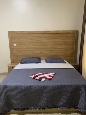 Double Room | Iron/ironing board, free WiFi