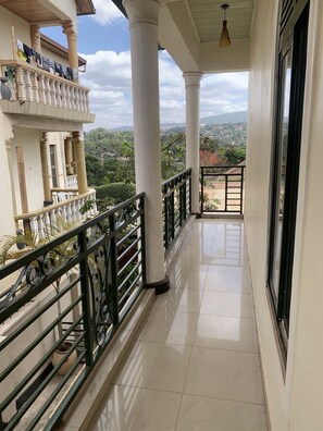 Iron/ironing board, free WiFi - Gorilla Home Stay (Kigali)