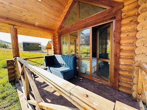Deluxe Wooden Lodge | Terrace/patio