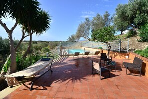 Terrace/patio - Villa with pool (Trappeto)