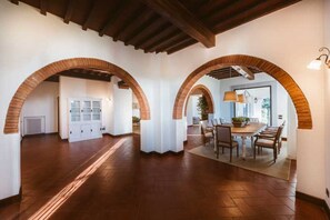 Dining - 5 bedroom villa in tuscany (Toscana)
