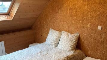 7 Schlafzimmer, Bügeleisen/Bügelbrett, Reisekinderbett, kostenloses WLAN