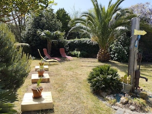 Property grounds - Tranquil Stay Near Audierne (Cleden Cap Sizun)