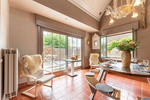 Interior - Restful Holiday Home in Koksijde with Hot Tub and Sauna (Oostduinkerke)