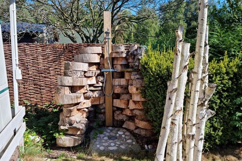 Tranquil chalet in Geel with garden