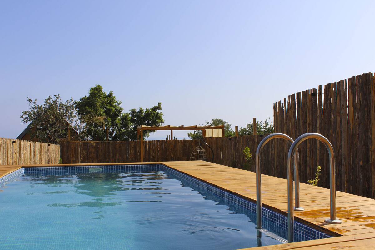 Exclusive-Bungalow, Poolblick | 1 Schlafzimmer, hochwertige Bettwaren, Minibar, schallisolierte Zimmer