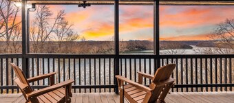 Somerset Lakeview Living