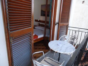 Studio | Balcony