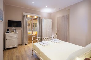Lefkada | Soundproofing, free WiFi