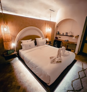 Royal Double Room | Minibar, desk, soundproofing, free WiFi - Riad Lalla Mimouna (Marrakech)