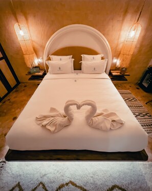 Quarto casal real | 1 quarto, frigobar, escrivaninha, quartos à prova de som