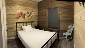 4 habitaciones, tabla de planchar con plancha y wifi gratis