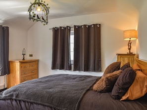 3 bedrooms, free WiFi, bed sheets - 3 bedroom accommodation in Wyson, near Ludlow (Wyson, near Ludlow)