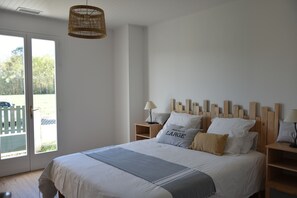 5 Schlafzimmer, Bügeleisen/B ügelbrett, Bettwäsche