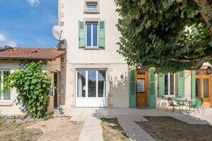 Exterior - Gite in the heart of Saône et Loire (DOMPIERRE LES ORMES)