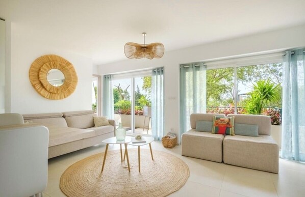 Smart TV - Le soleil d’or Théoule sur mer (Théoule-sur-Mer)