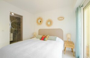 1 室のベッドルーム、アイロン / アイロン台、旅行用ベビーベッド、WiFi