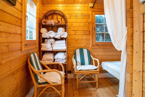 1 chambre, Wi-Fi gratuit, draps fournis