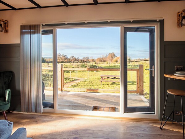 Interior - Cedar Lodge -UK44425 (Sea, near Ilminster)