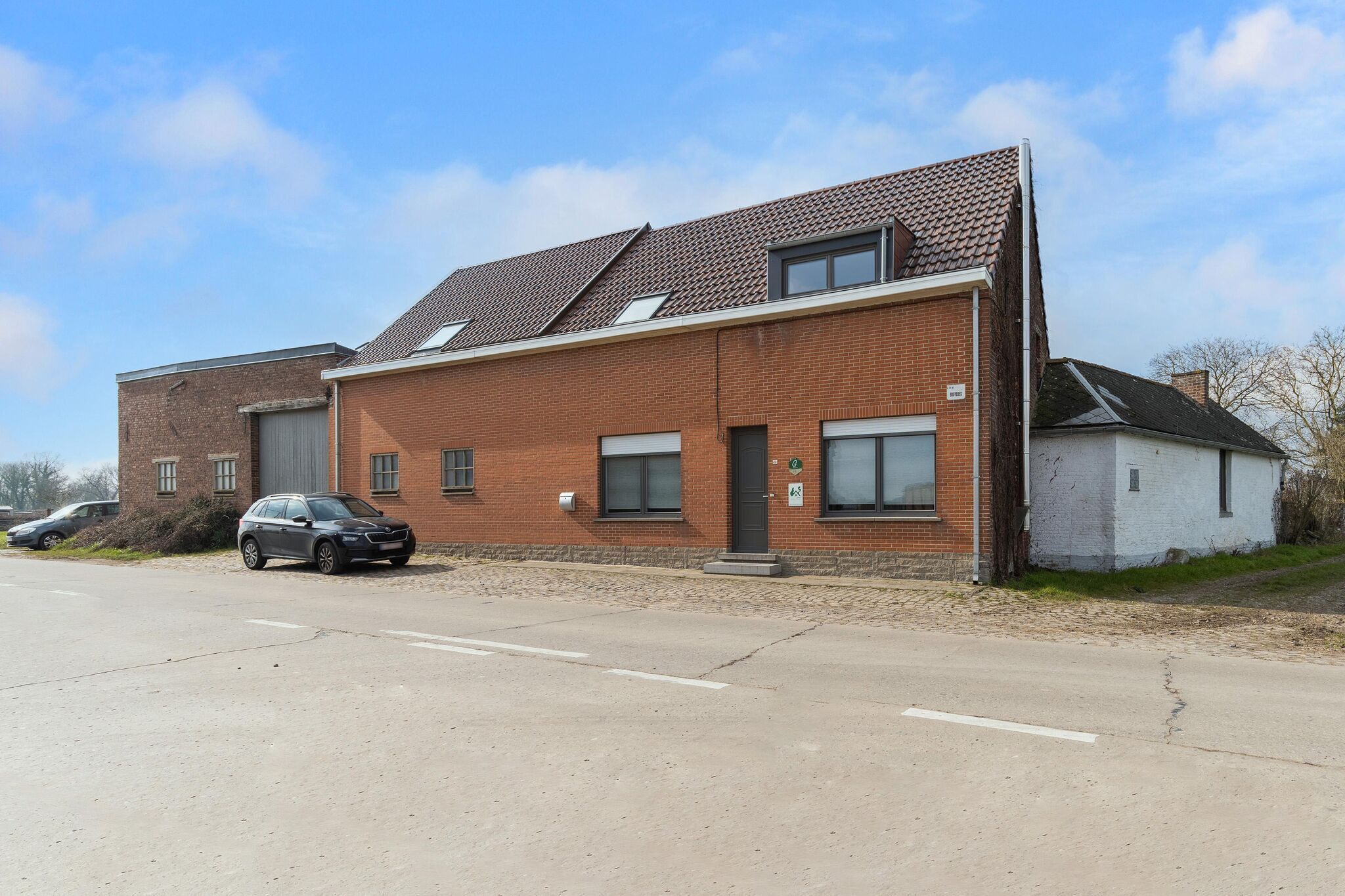 Außenseite Ferienhaus [Sommer]