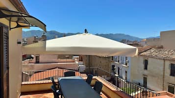 Exclusive Duplex | Terrace/patio