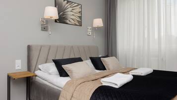 2 bedrooms, cots/infant beds, bed sheets