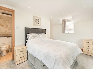 4 habitaciones, wifi gratis y ropa de cama 