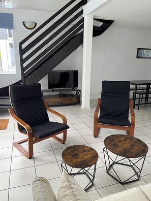 Smart TV y biblioteca musical 