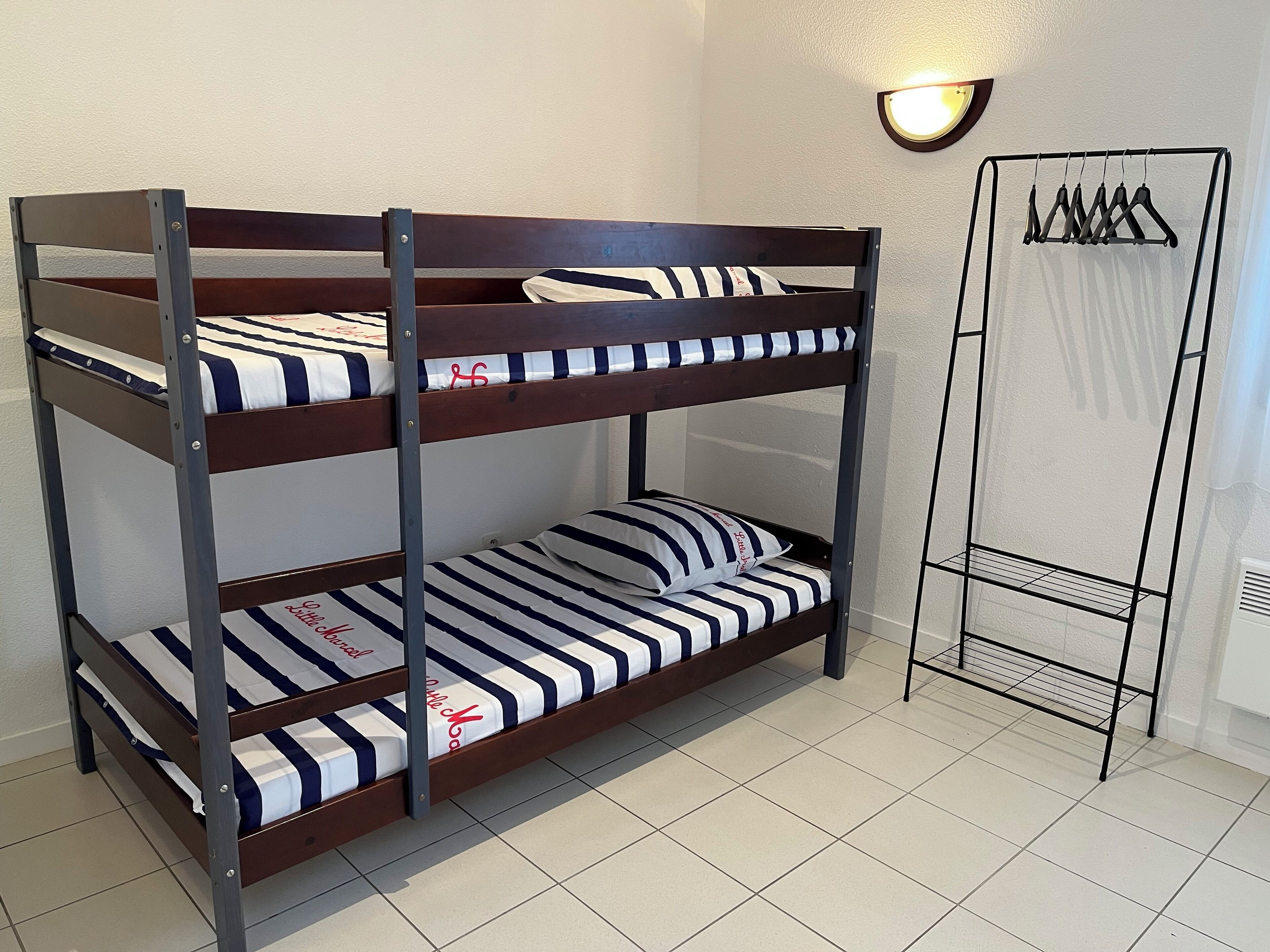 3 bedrooms, iron/ironing board, travel cot, free WiFi