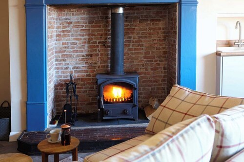 Welcome to our charming holiday cottage with breathtaking views of Whitby Abbey