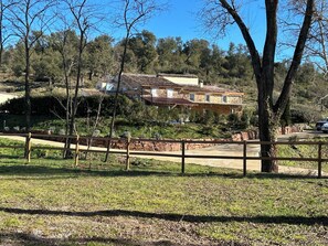 Property grounds - Bastide Dans le Massif des Maures en Provence Côte Dazur (Vidauban)