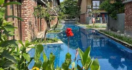 Raichak Elegant Duplex House With A Pool View.
