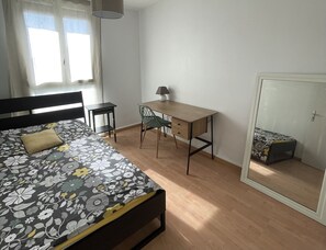 3 bedrooms, WiFi, bed sheets